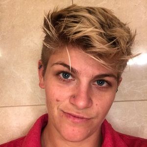 Meet your Posher, Christen